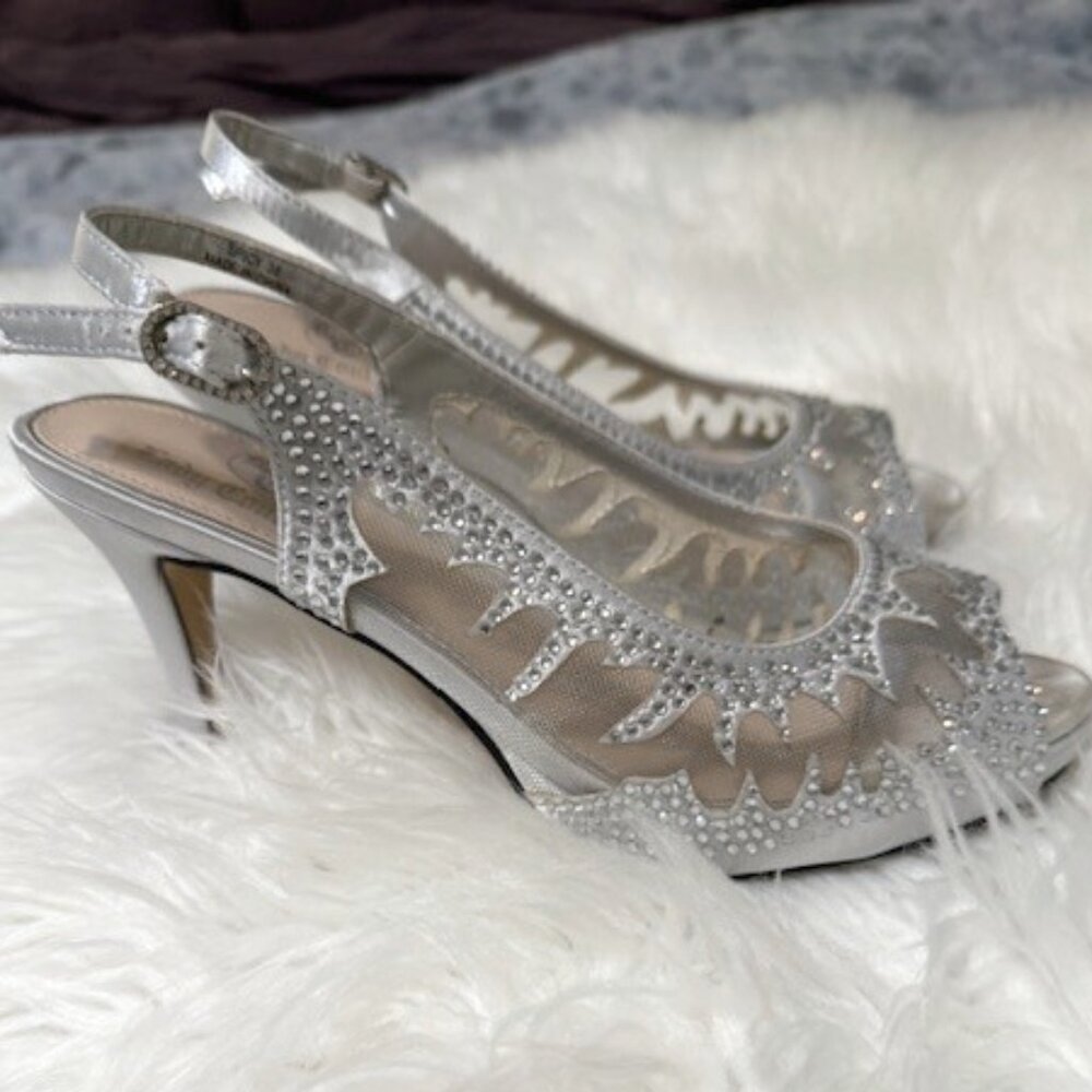 Lady Couture Slingback Pumps